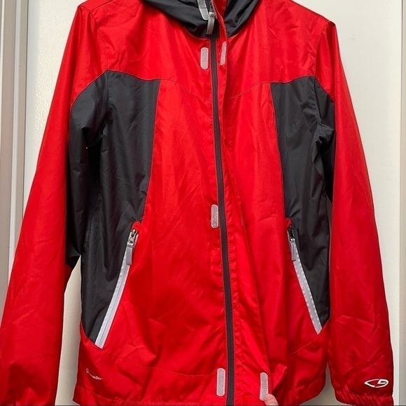 2/$30 Boys Youth Jacket Red XL - Picture 3 of 8